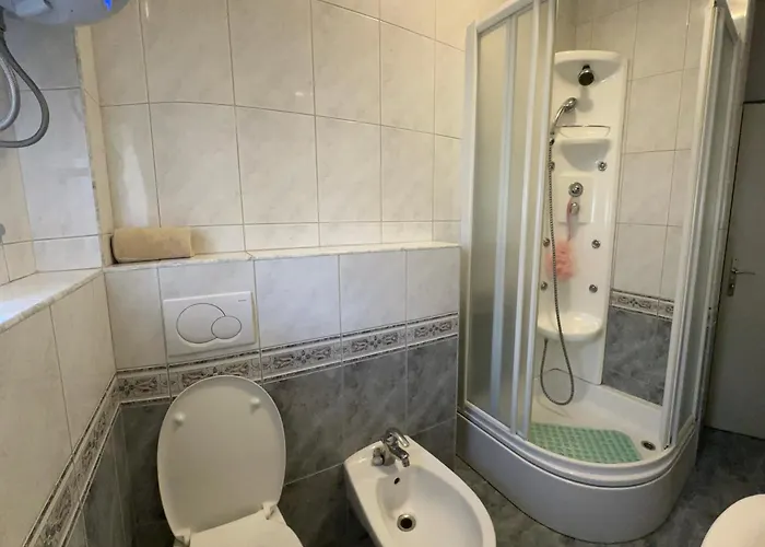 Apartman Vs