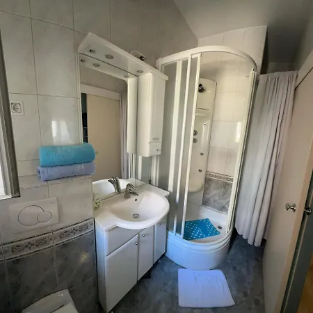 Apartment Vs