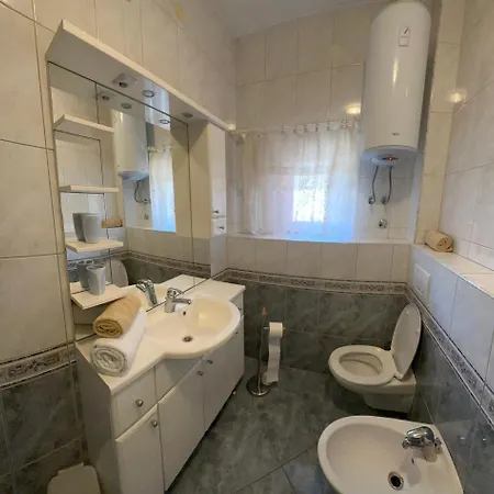 Apartament Vs & Deluxe *