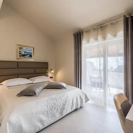 Apartament Vs & Deluxe Split