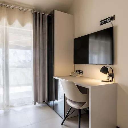 Vs & Deluxe Apartament *